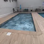Apartment Kalifornia Playa Piscina, Terraza Privada Y Parking Gratis