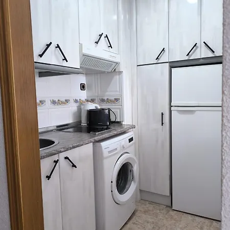 Kalifornia Piscina, Terraza, Parking Y Wifi Rapido *